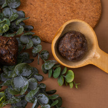 Load image into Gallery viewer, Safina Fe (African Black Soap)